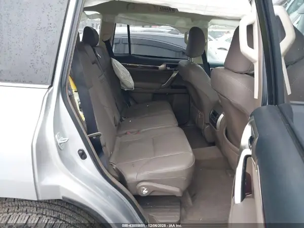JTJBM7FX2K5239773 2019 LEXUS GX - Image 8