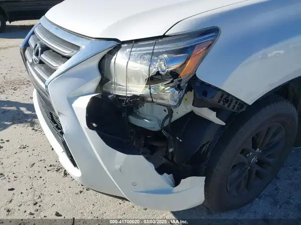 2016 LEXUS GX IAAI lot 41700020 auction photo 6