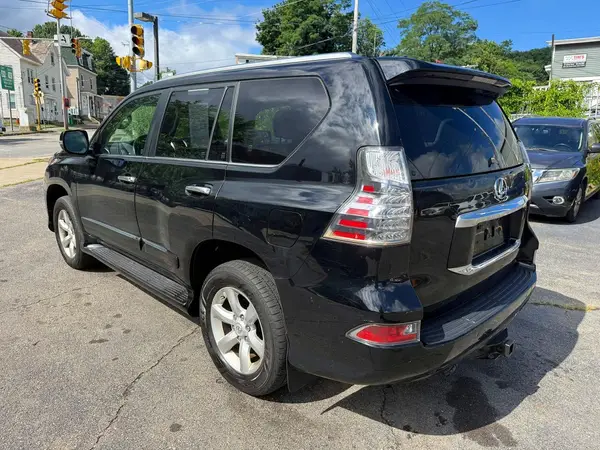 JTJBM7FX3H5161674 2017 LEXUS GX - Image 2