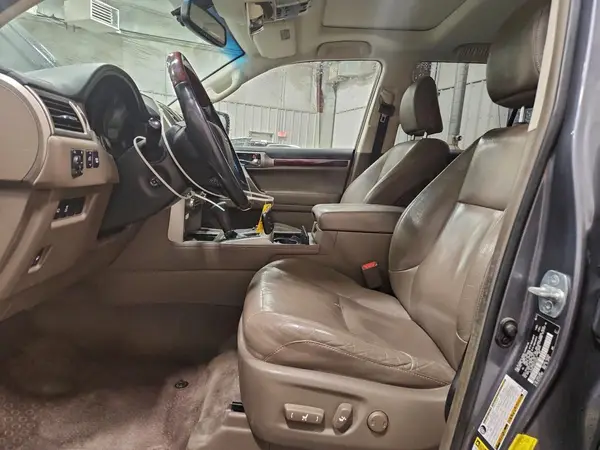 2017 LEXUS GX auction photo 7