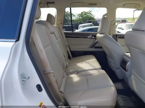 JTJBM7FX3H5178961 2017 LEXUS GX - Image 8