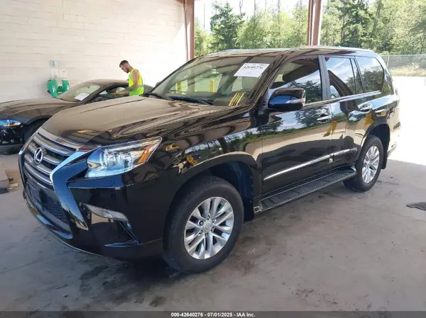JTJBM7FX3J5181431 2018 LEXUS GX - Image 2