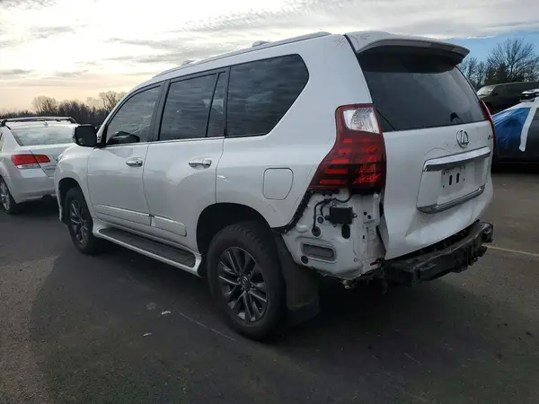 JTJBM7FX3J5183325 2018 LEXUS GX - Image 2