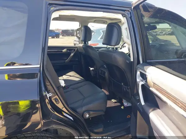 JTJBM7FX3J5200835 2018 LEXUS GX - Image 8
