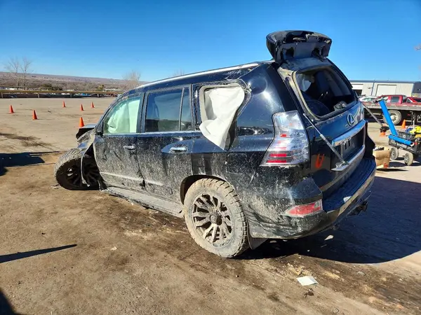 JTJBM7FX3K5223114 2019 LEXUS GX - Image 2