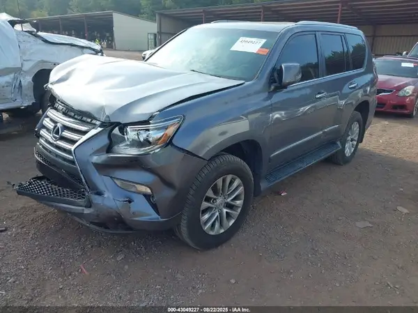 JTJBM7FX3K5233318 2019 LEXUS GX - Image 2