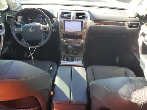 JTJBM7FX3K5239894 2019 LEXUS GX - Image 8