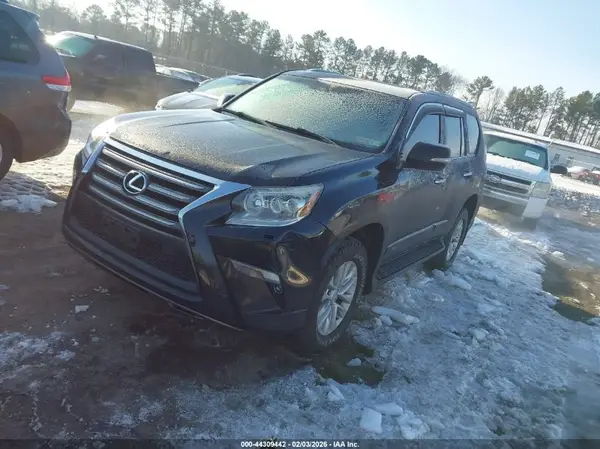 JTJBM7FX4G5121411 2016 LEXUS GX - Image 2
