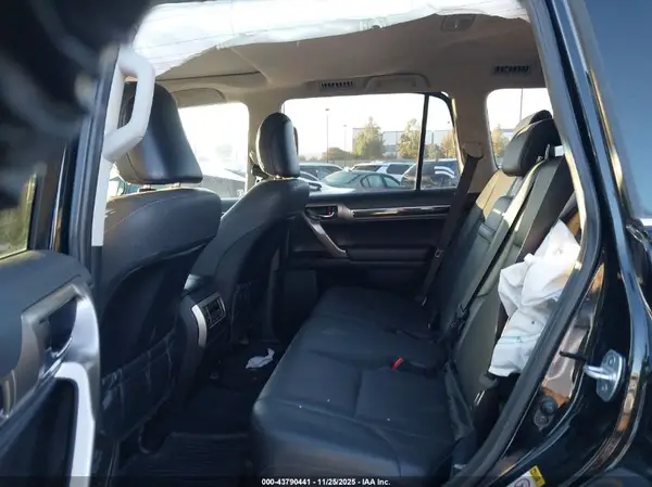 JTJBM7FX4G5131226 2016 LEXUS GX - Image 8