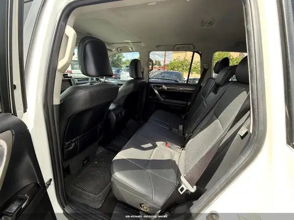 JTJBM7FX4H5171663 2017 LEXUS GX - Image 8