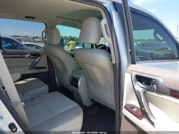 JTJBM7FX4H5180282 2017 LEXUS GX - Image 8