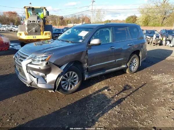 JTJBM7FX4J5189280 2018 LEXUS GX - Image 2