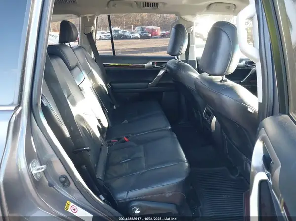 JTJBM7FX4J5189280 2018 LEXUS GX - Image 8