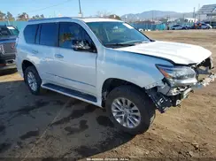 JTJBM7FX4J520405 2018 LEXUS GX