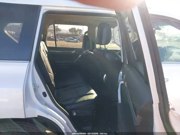 JTJBM7FX4J520405 2018 LEXUS GX - Image 8