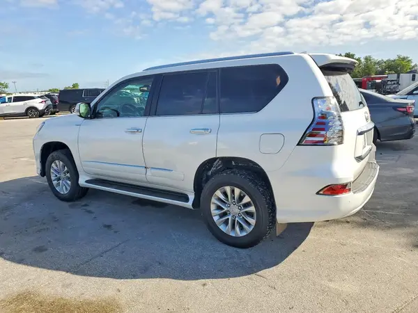 JTJBM7FX4J5206403 2018 LEXUS GX - Image 2