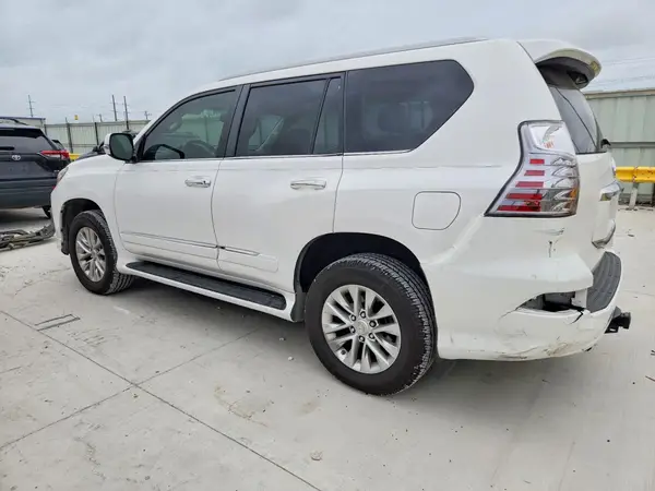 JTJBM7FX4J5210306 2018 LEXUS GX - Image 2