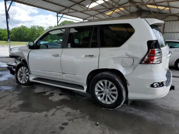 JTJBM7FX4K5210579 2019 LEXUS GX - Image 2