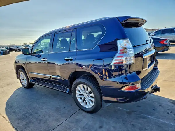 JTJBM7FX4K5211554 2019 LEXUS GX - Image 2