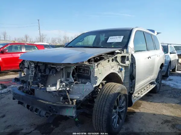 JTJBM7FX4K5218066 2019 LEXUS GX - Image 2