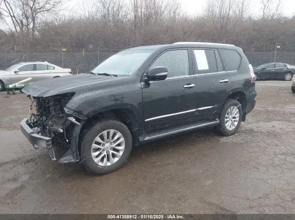 JTJBM7FX4K5218794 2019 LEXUS GX - Image 2