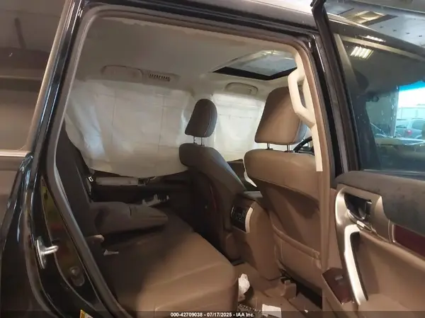 JTJBM7FX4K5225843 2019 LEXUS GX - Image 8