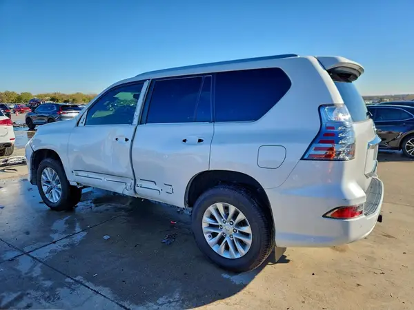 JTJBM7FX4K5227348 2019 LEXUS GX - Image 2