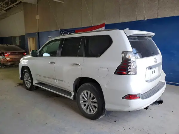 JTJBM7FX4K5231125 2019 LEXUS GX - Image 2