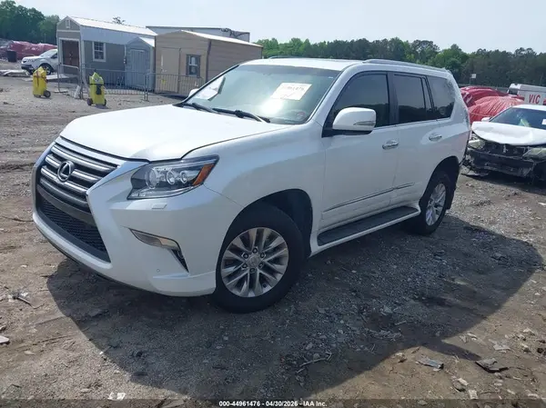 JTJBM7FX4K5237670 2019 LEXUS GX - Image 2