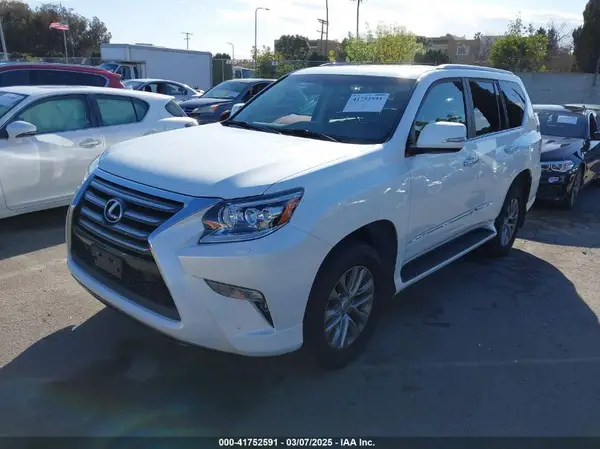 JTJBM7FX4K5239824 2019 LEXUS GX - Image 2