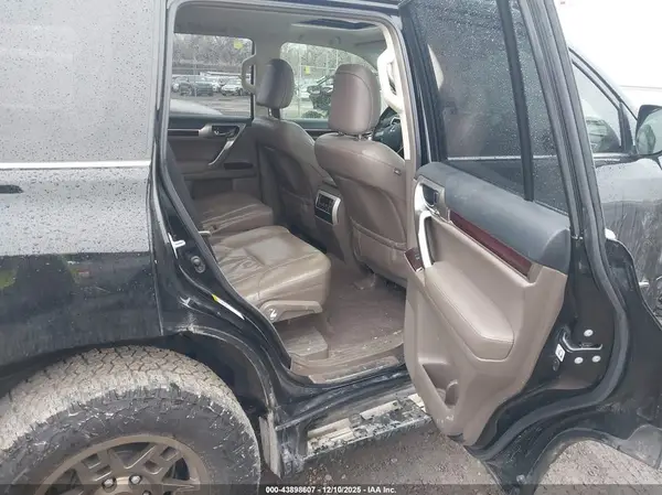 JTJBM7FX5H5179142 2017 LEXUS GX - Image 8