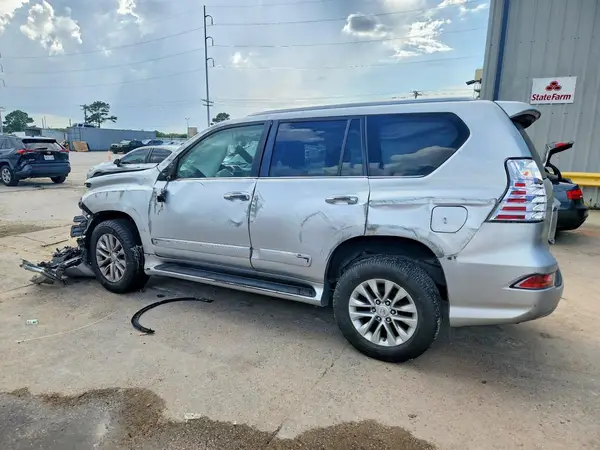 JTJBM7FX5J5186646 2018 LEXUS GX - Image 2