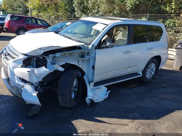 JTJBM7FX5J5197548 2018 LEXUS GX - Image 2