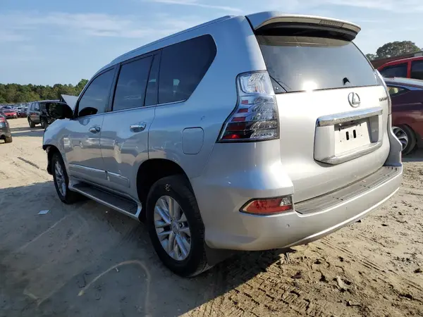 JTJBM7FX5K5228122 2019 LEXUS GX - Image 2