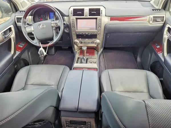 JTJBM7FX5K5236446 2019 LEXUS GX - Image 8