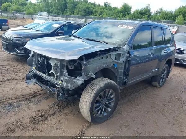 JTJBM7FX5K5238813 2019 LEXUS GX - Image 2