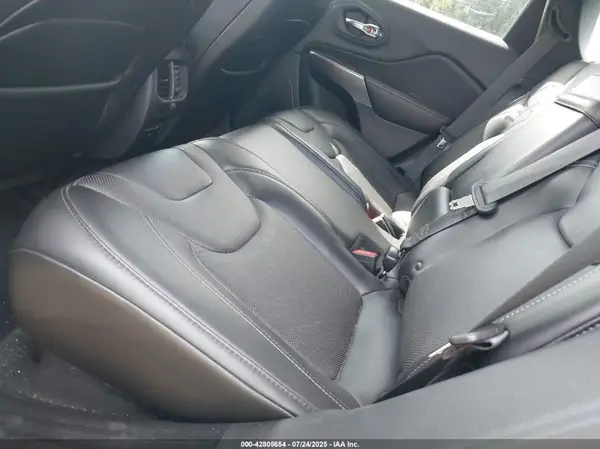 JTJBM7FX5K5238813 2019 LEXUS GX - Image 8