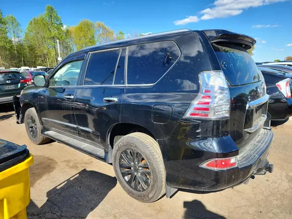 JTJBM7FX5K5240397 2019 LEXUS GX - Image 2