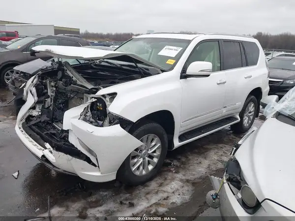 JTJBM7FX6G5146679 2016 LEXUS GX - Image 2