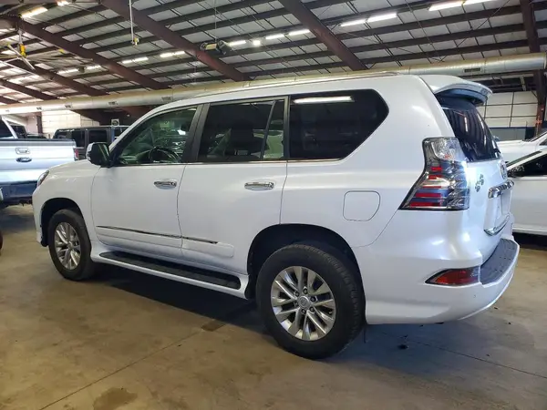 JTJBM7FX6H5154718 2017 LEXUS GX - Image 2