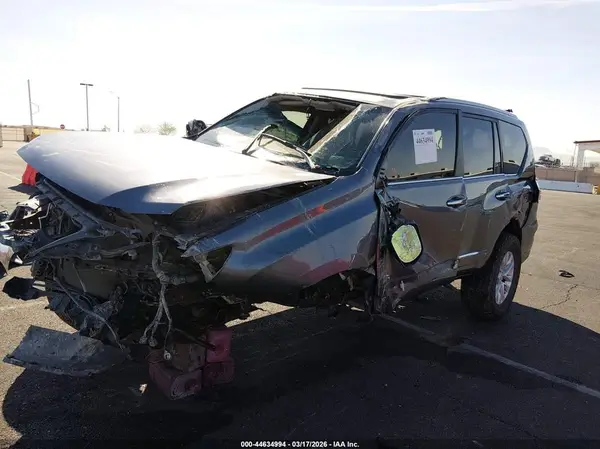 JTJBM7FX6J5186669 2018 LEXUS GX - Image 2