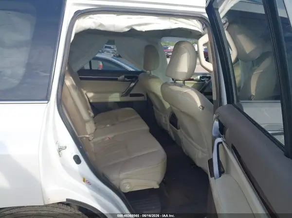 JTJBM7FX6J5194805 2018 LEXUS GX - Image 8