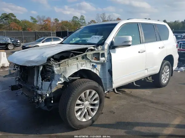 JTJBM7FX6J5197882 2018 LEXUS GX - Image 2