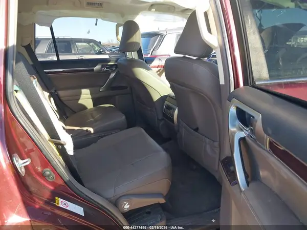 JTJBM7FX6K5217310 2019 LEXUS GX - Image 8