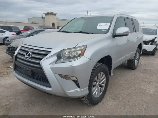 JTJBM7FX7G5122617 2016 LEXUS GX - Image 2