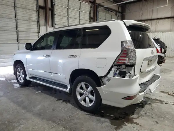 JTJBM7FX7G5126327 2016 LEXUS GX - Image 2