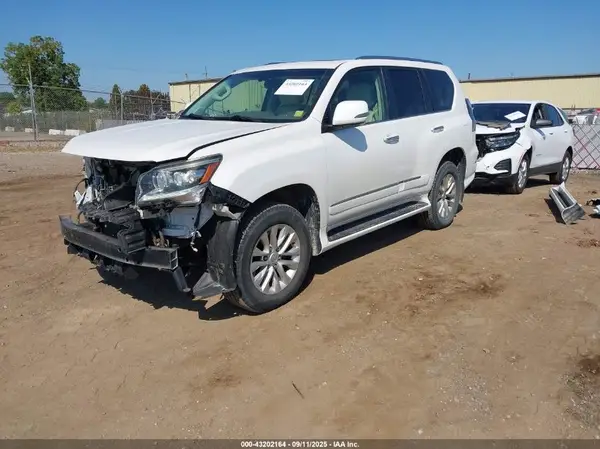 JTJBM7FX7G5127025 2016 LEXUS GX - Image 2