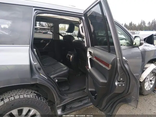 JTJBM7FX7H5150452 2017 LEXUS GX - Image 8
