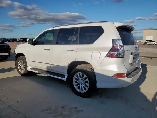 JTJBM7FX7H5162214 2017 LEXUS GX - Image 2