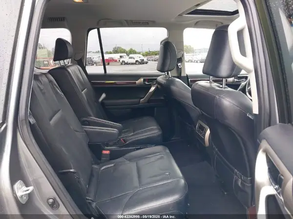 JTJBM7FX7H5173262 2017 LEXUS GX - Image 8